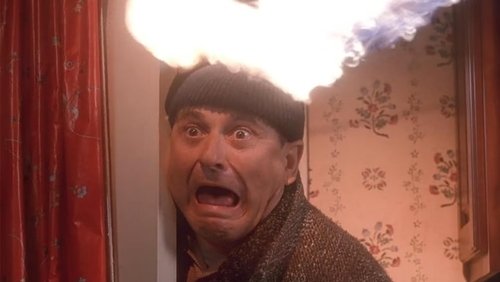 Home Alone - Ở Nhà Một Mình - Hình 2