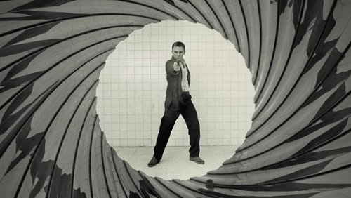 007: Casino Royale - Điệp Viên 007: Sòng Bạc Hoàng Gia - Hình 1