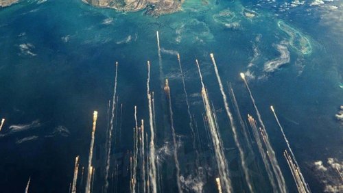 Gravity - Cuộc Chiến Không Trọng Lực - Hình 4