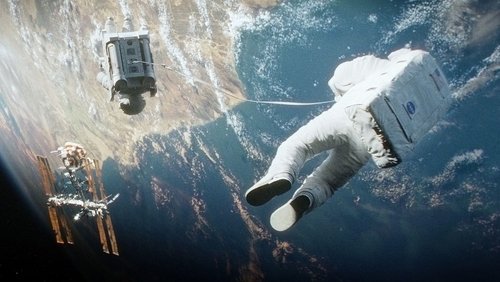 Gravity - Cuộc Chiến Không Trọng Lực - Hình 1